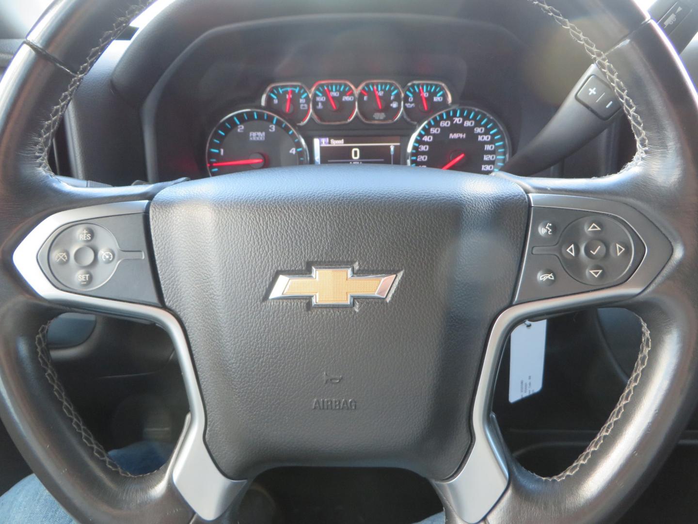 2016 White /Gray Chevrolet Silverado 2500HD LT Crew Cab 4WD (1GC1KVE81GF) with an 6.6L V8 OHV 32V TURBO DIESEL engine, 6A transmission, located at 2630 Grass Valley Highway, Auburn, CA, 95603, (530) 508-5100, 38.937893, -121.095482 - Features- Pro Comp suspension, Method Race wheels, Yokohama tires, Amp steps, Fox remote reservoir shocks, Air Bags, Smoked tail lights, LED back up lights, Weathertech floor liners, and window tint. - Photo#27